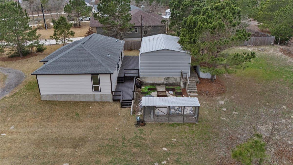 207 Cardinal Loop, Paige, TX 78659