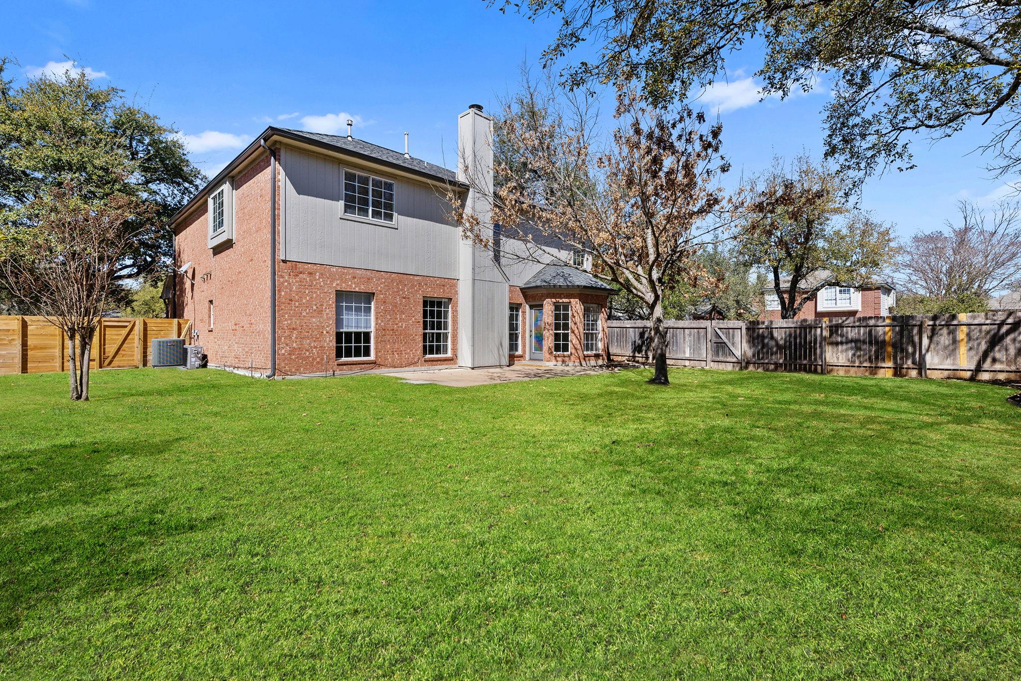 1300 Roadrunner Dr, Cedar Park, TX 78613