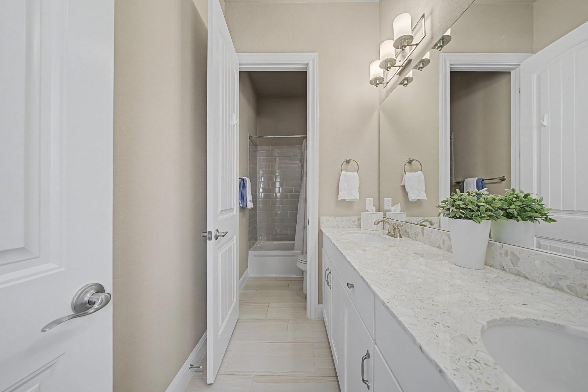 16024 La Rosa Dr, Bee Cave, TX 78738