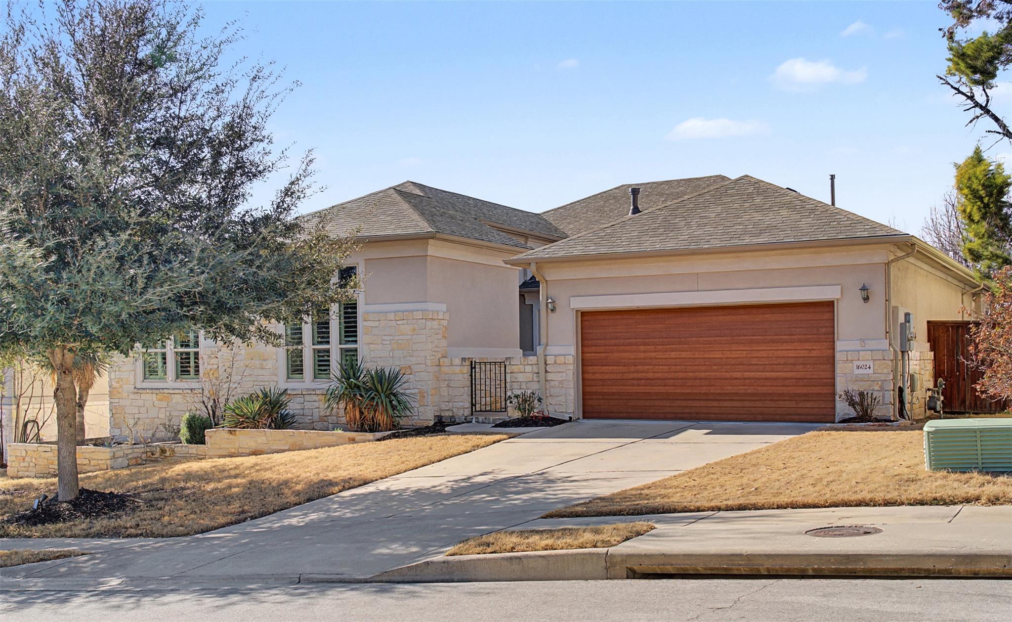 16024 La Rosa Dr, Bee Cave, TX 78738