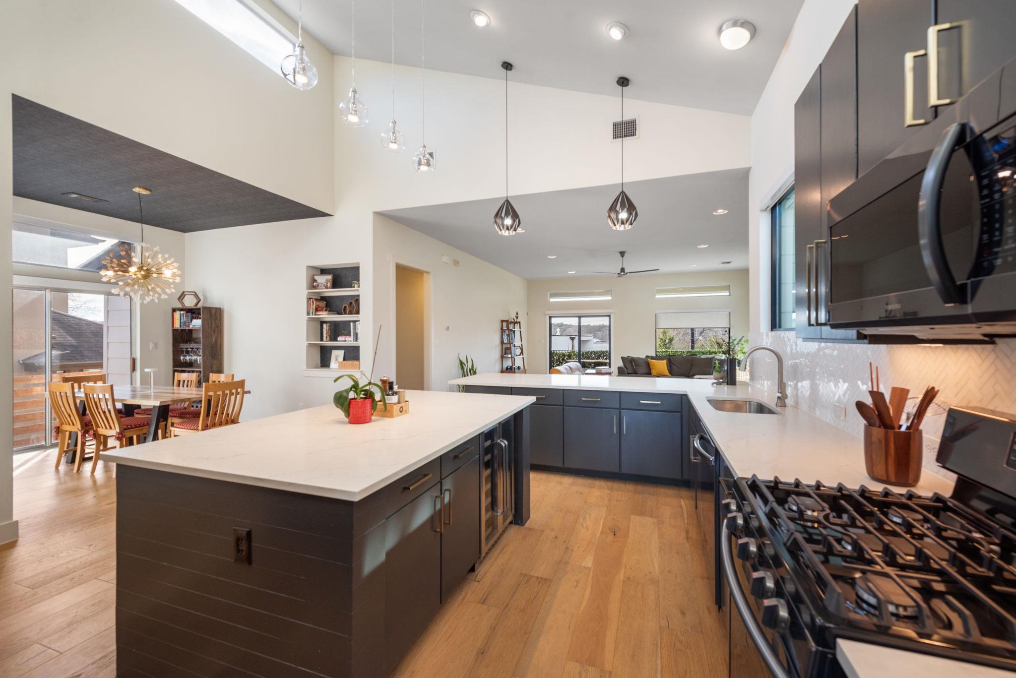 3006 Garden Villa Ln, Austin, TX 78704