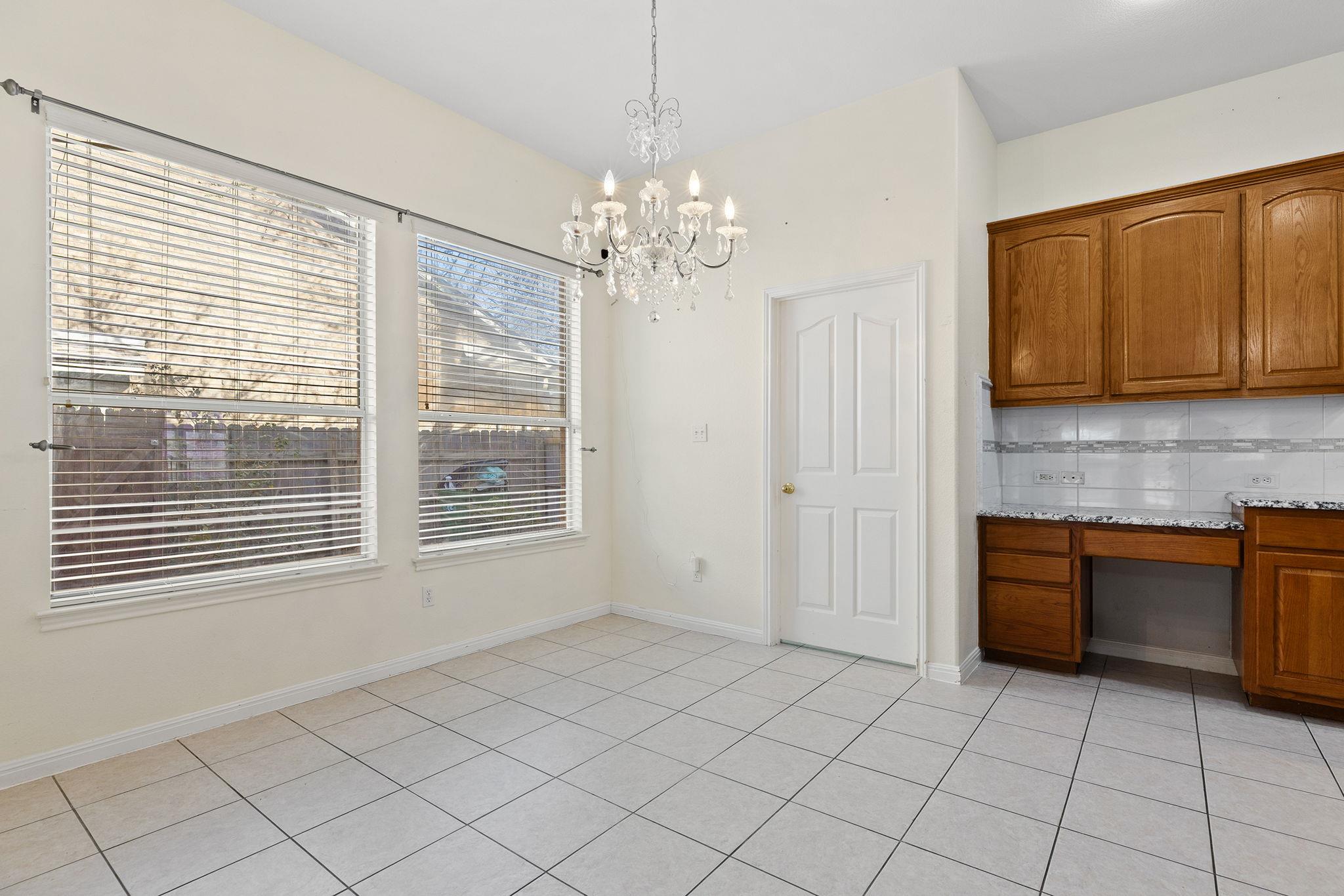 2944 Clinton Pl, Round Rock, TX 78665