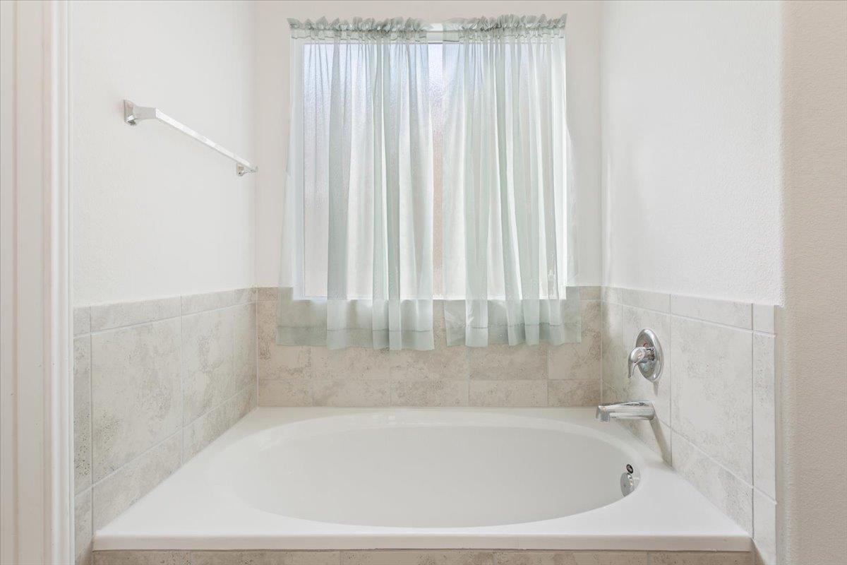 301 Majestic Cedar Ct, Liberty Hill, TX 78642