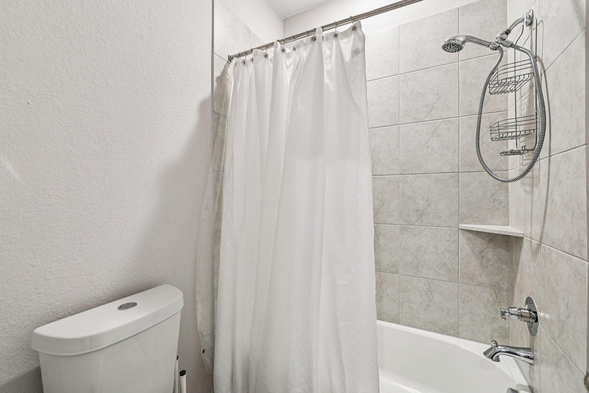 207 Wild Pecan Loop, Buda, TX 78610