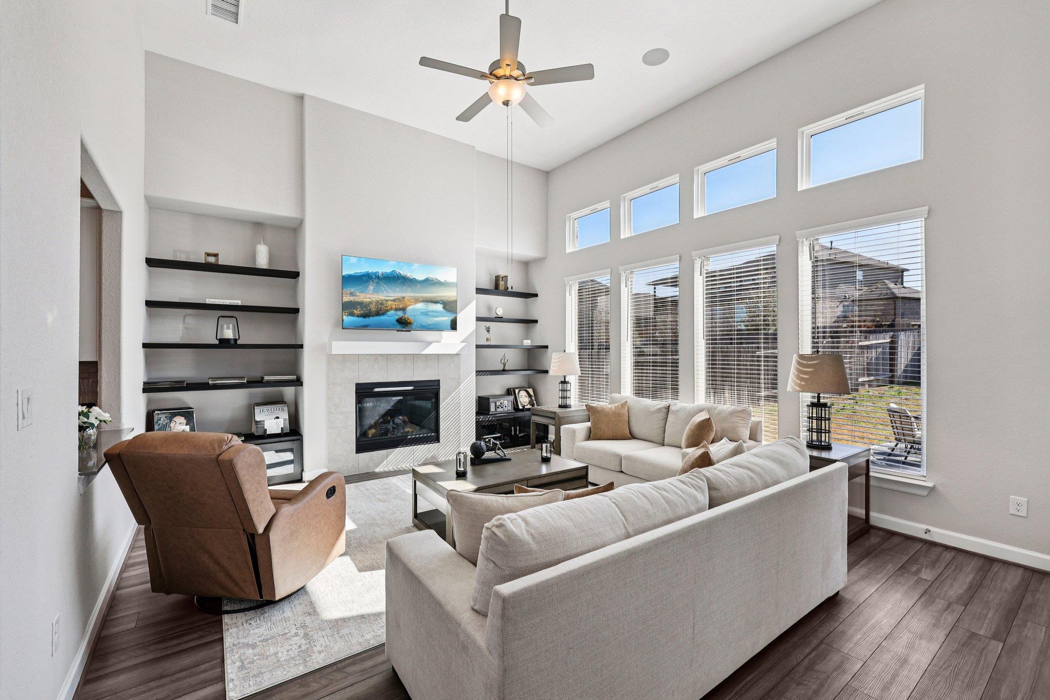 207 Wild Pecan Loop, Buda, TX 78610