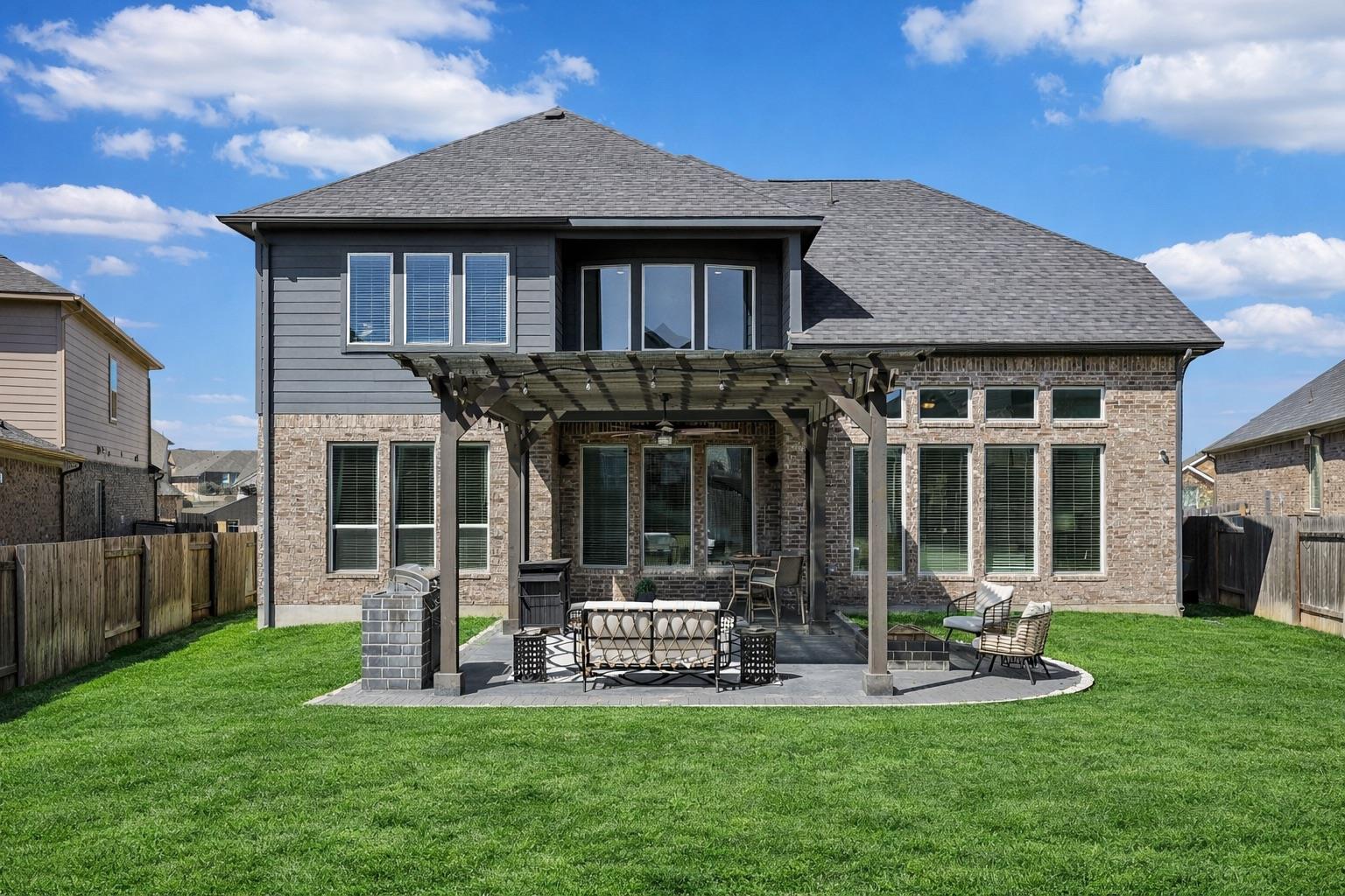 207 Wild Pecan Loop, Buda, TX 78610