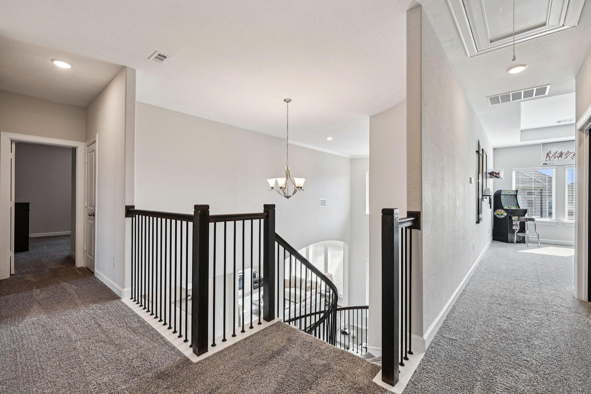 207 Wild Pecan Loop, Buda, TX 78610