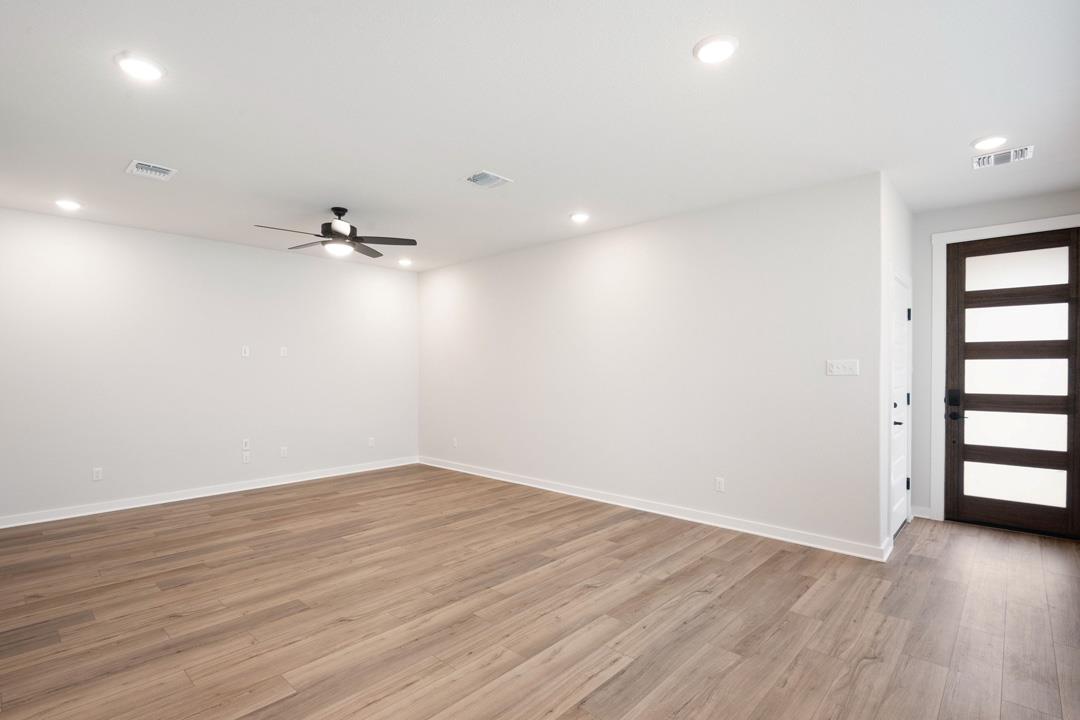 102 Marie Way, Georgetown, TX 78626