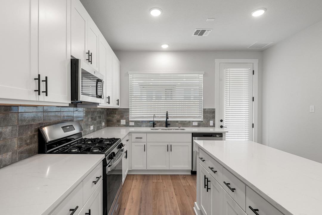 102 Marie Way, Georgetown, TX 78626