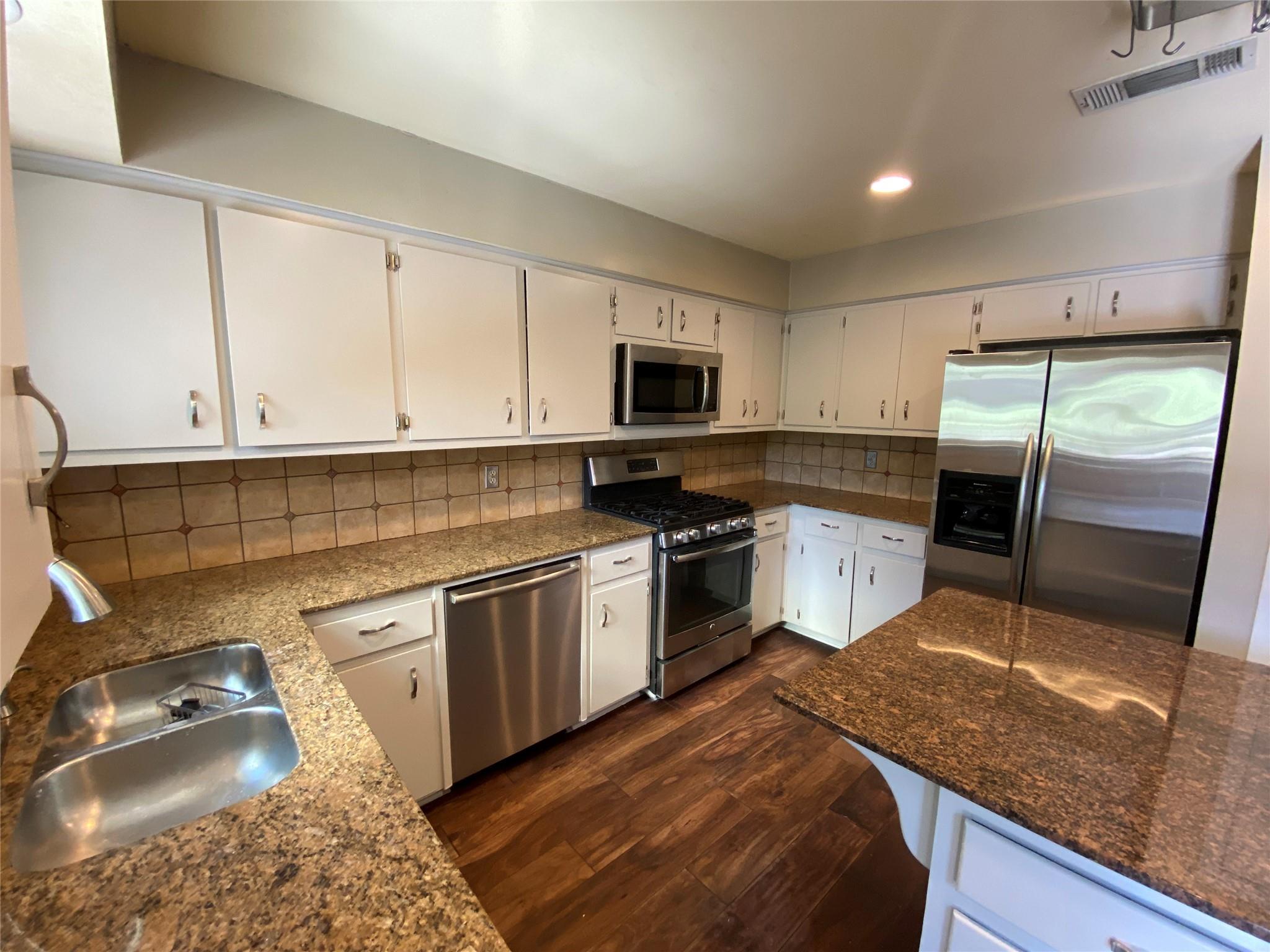 2911 Kassarine Pass, Austin, TX 78704