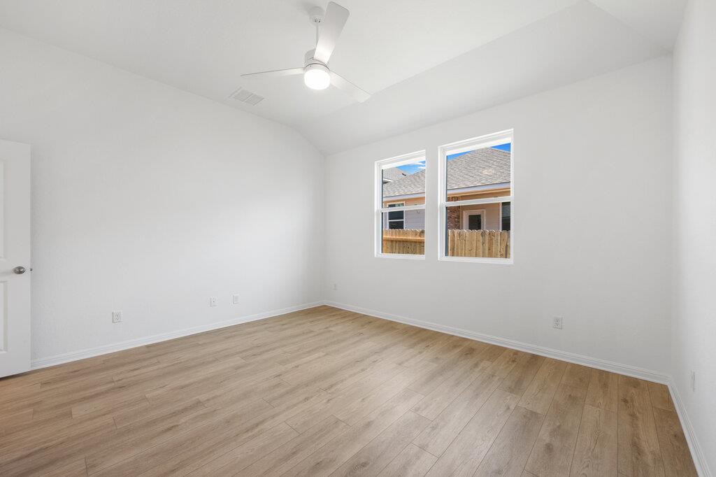 121 Knockout Rose Dr, San Marcos, TX 78666