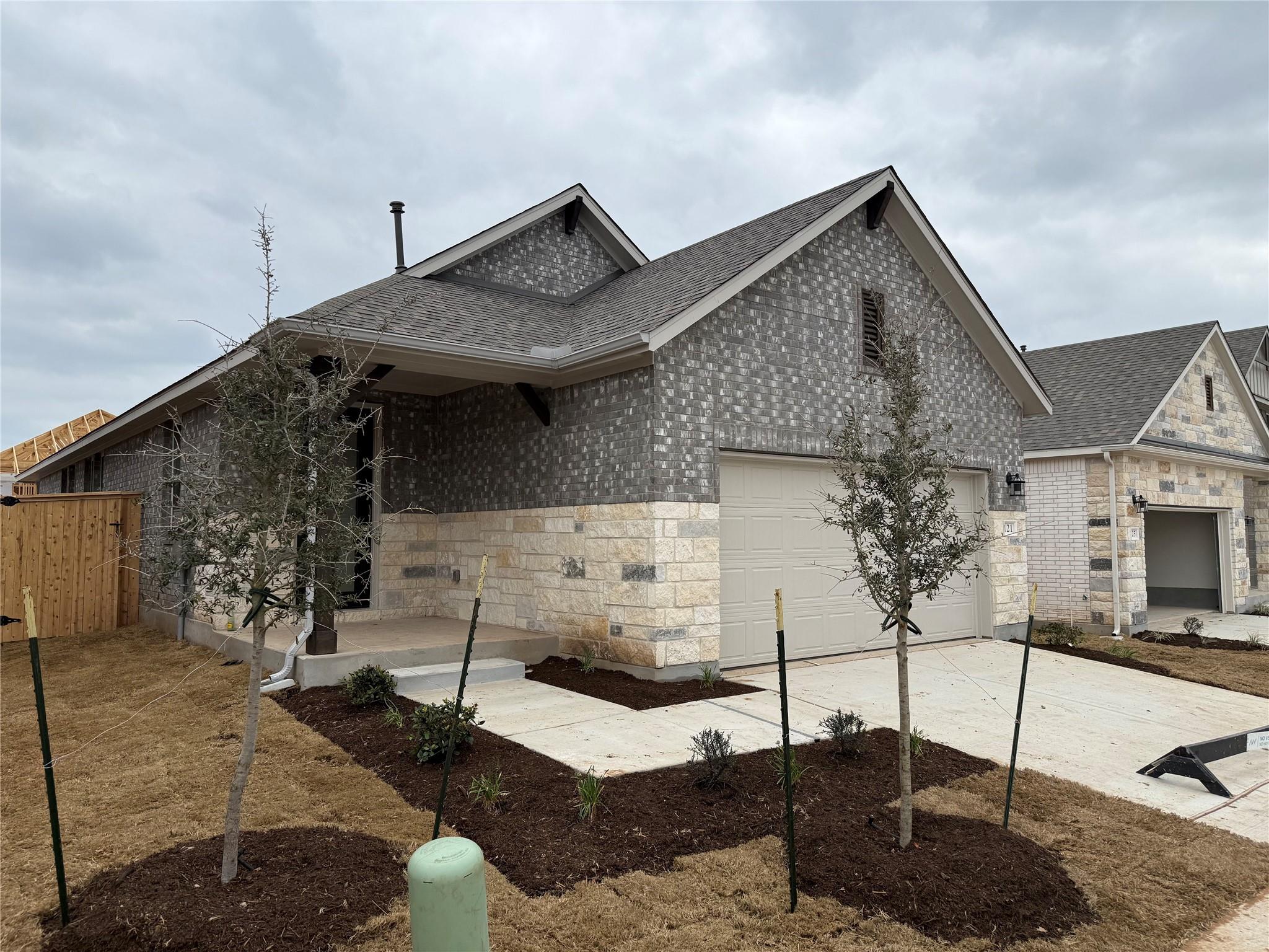 121 Knockout Rose Dr, San Marcos, TX 78666