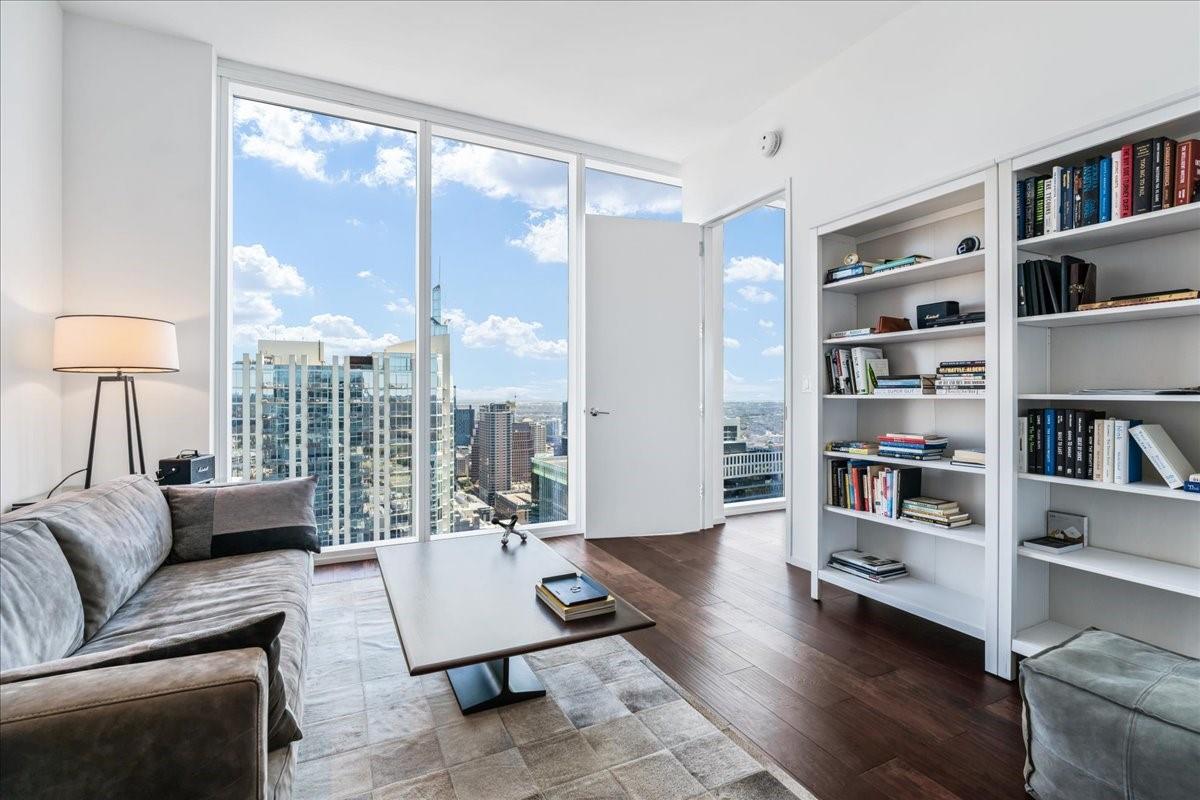 301 West Ave # 4105, Austin, TX 78701