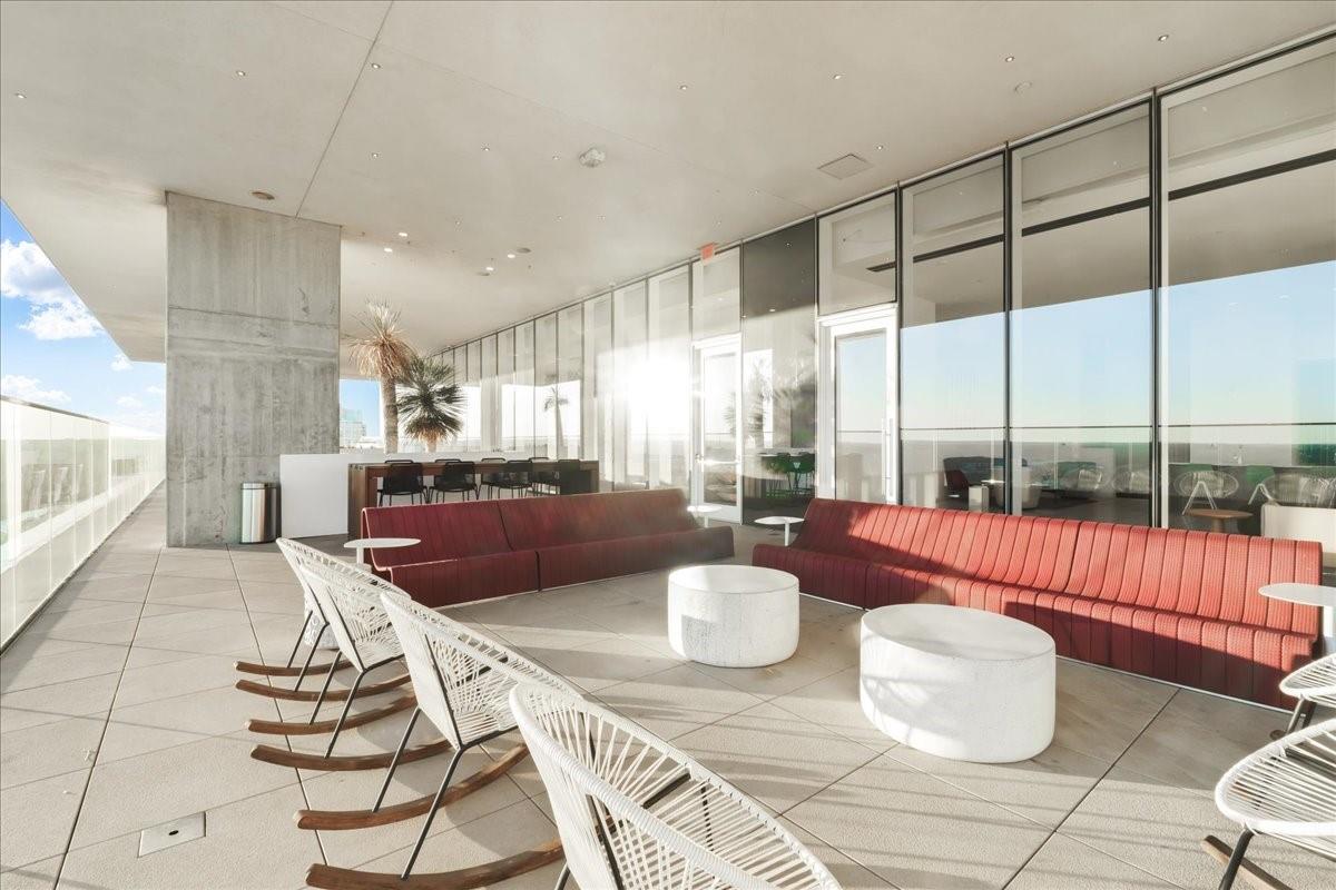 301 West Ave # 4105, Austin, TX 78701