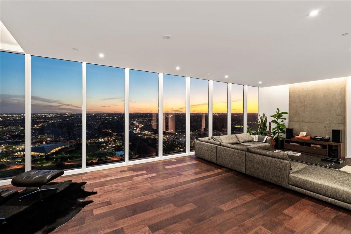 301 West Ave # 4105, Austin, TX 78701