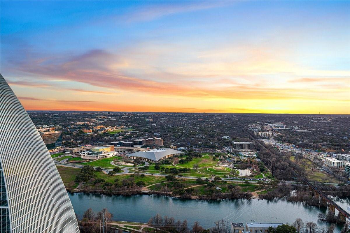 301 West Ave # 4105, Austin, TX 78701