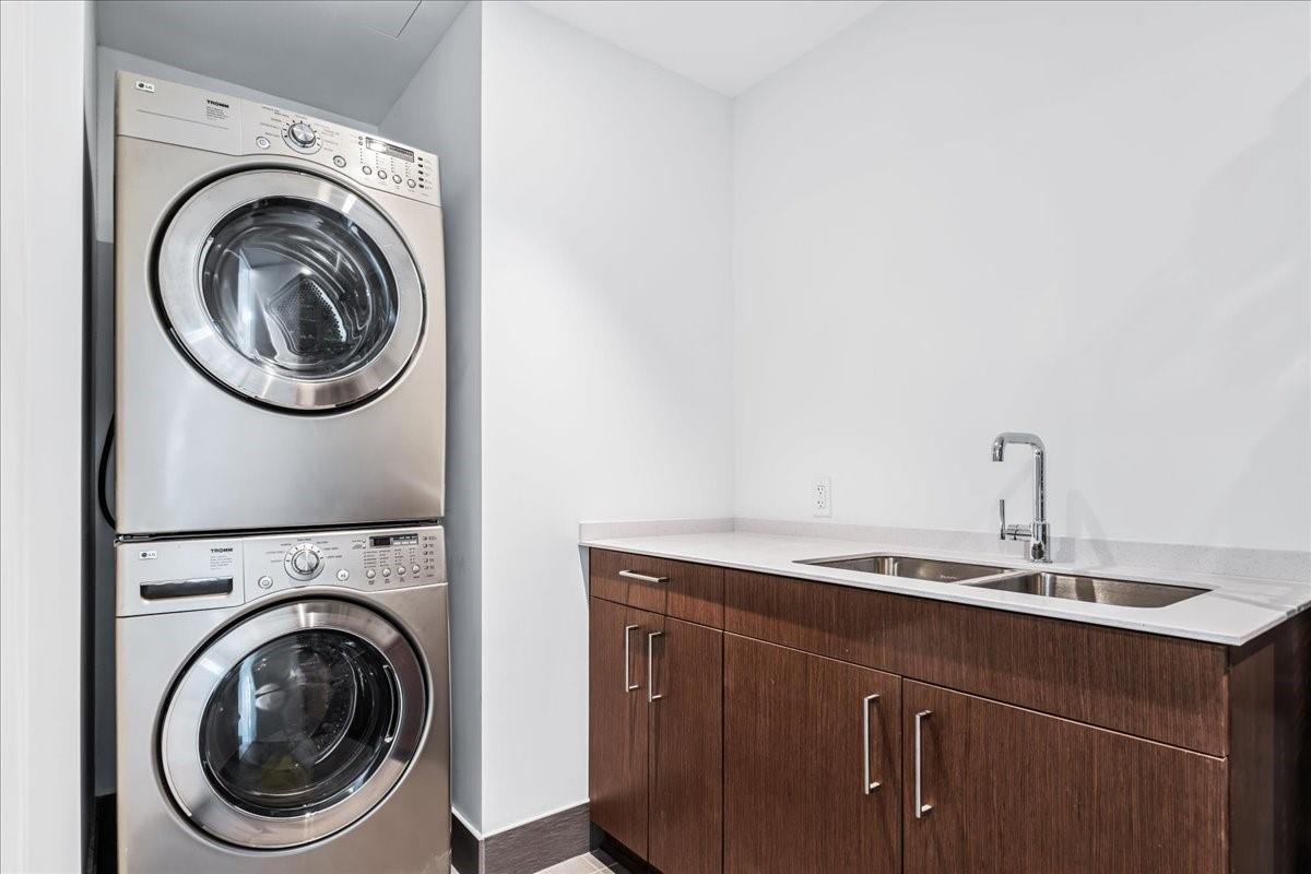 301 West Ave # 4105, Austin, TX 78701