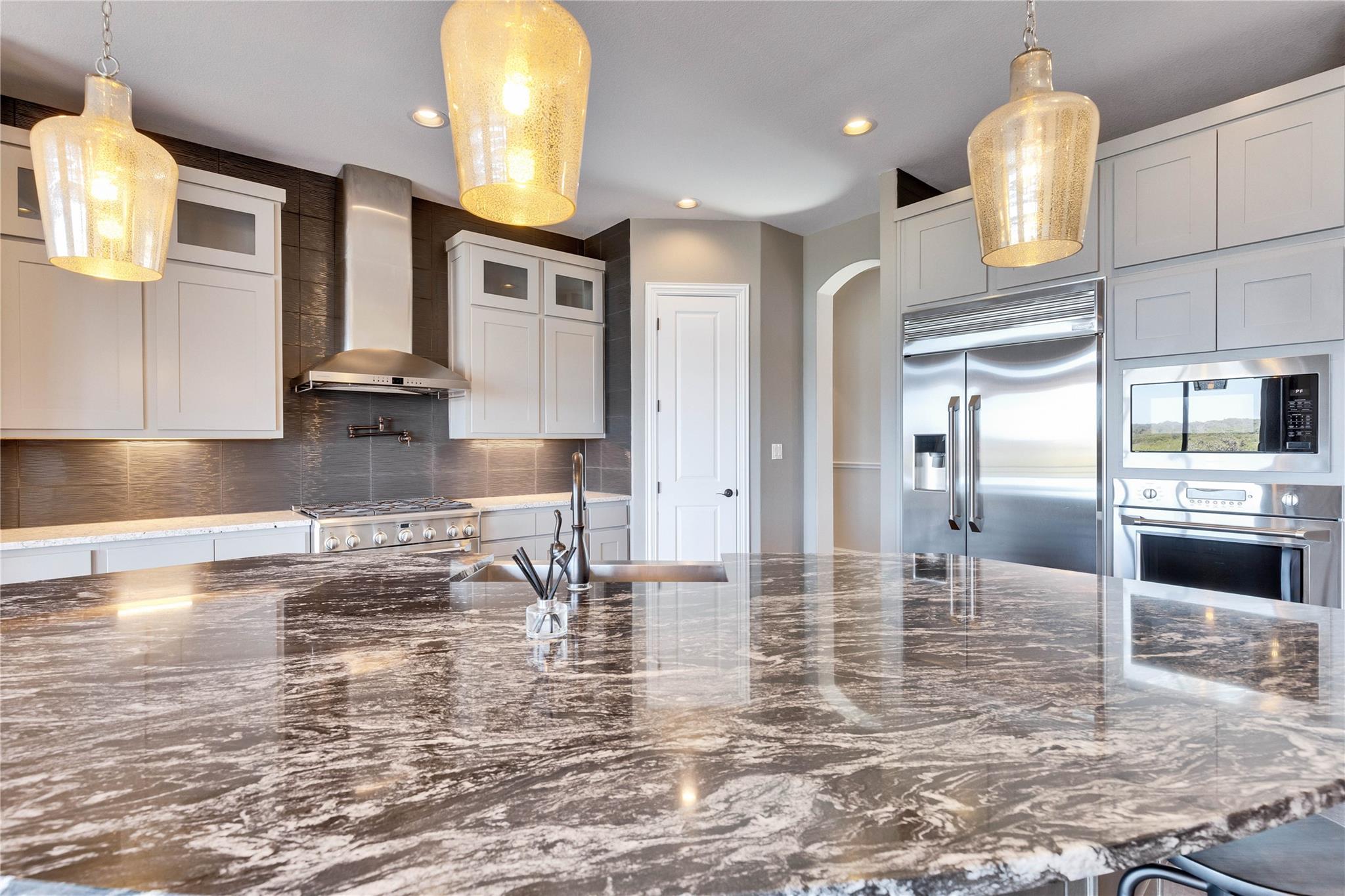 170 Hawthorne Loop, Driftwood, TX 78619