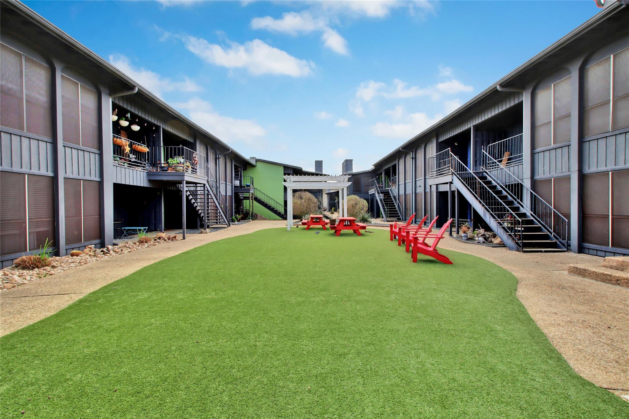 909 Reinli St # 228, Austin, TX 78751