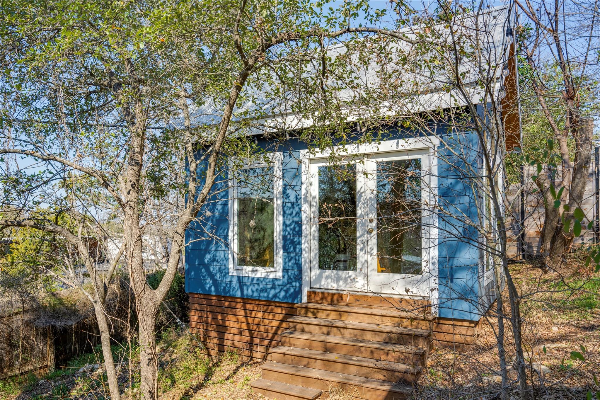 2404 Barton Skwy, Austin, TX 78704