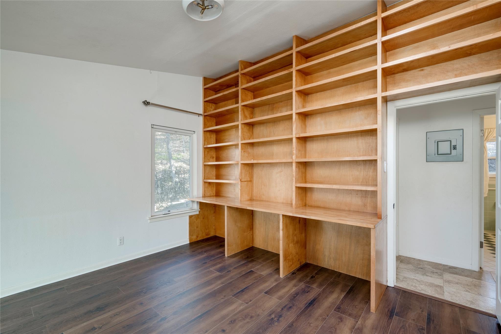 2404 Barton Skwy, Austin, TX 78704