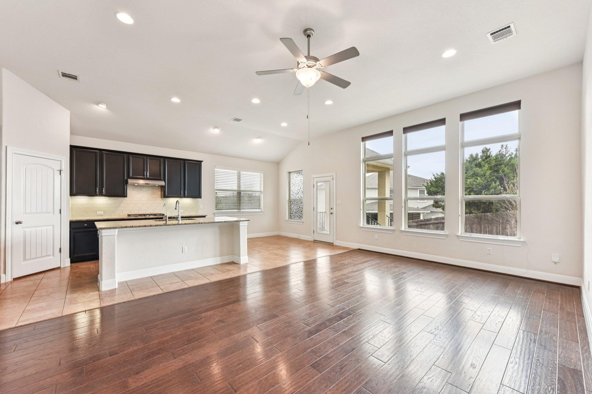 5708 Viejo Dr, Bee Cave, TX 78738