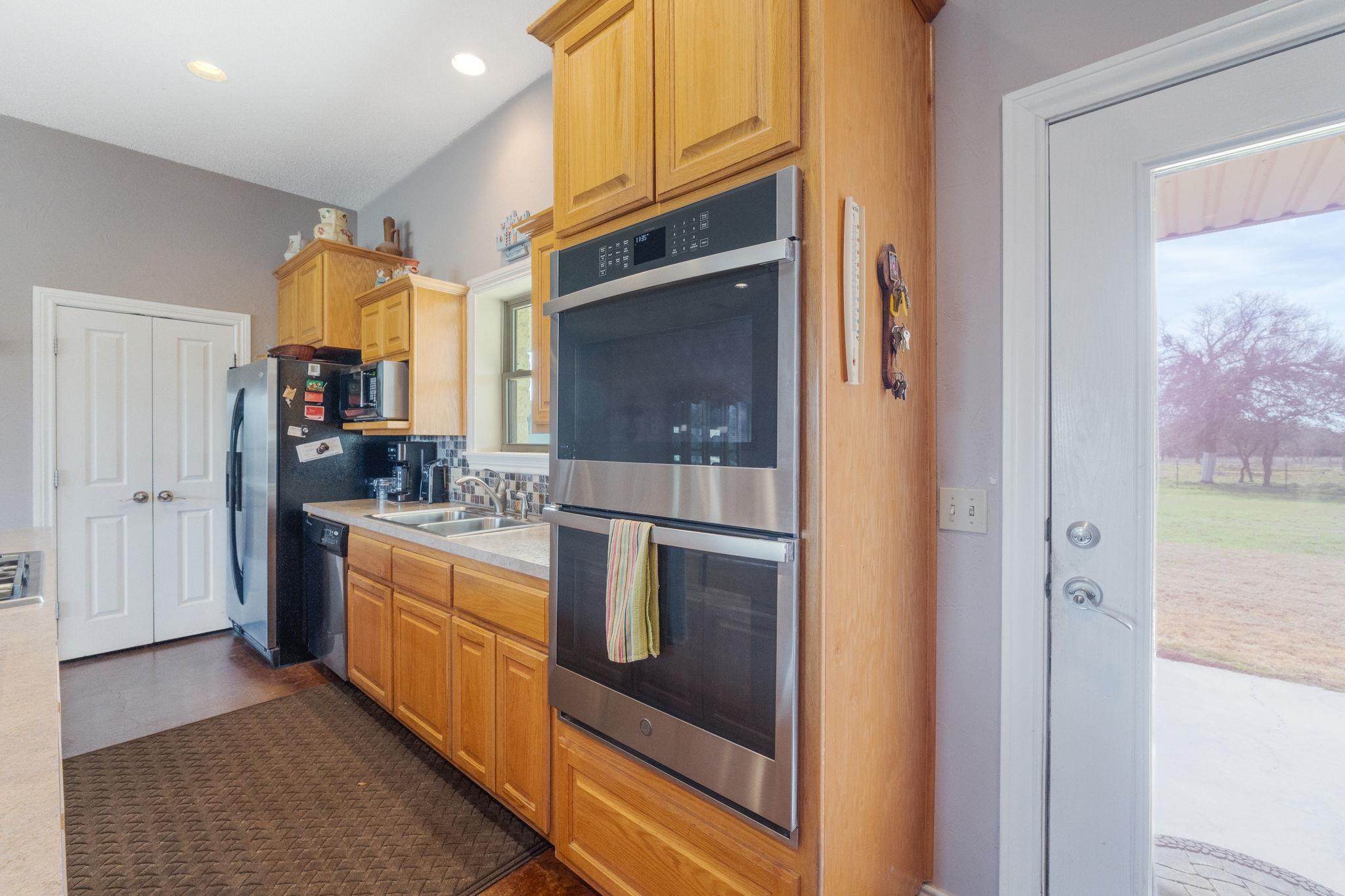 8089 E FM 580 E, Kempner, TX 76539