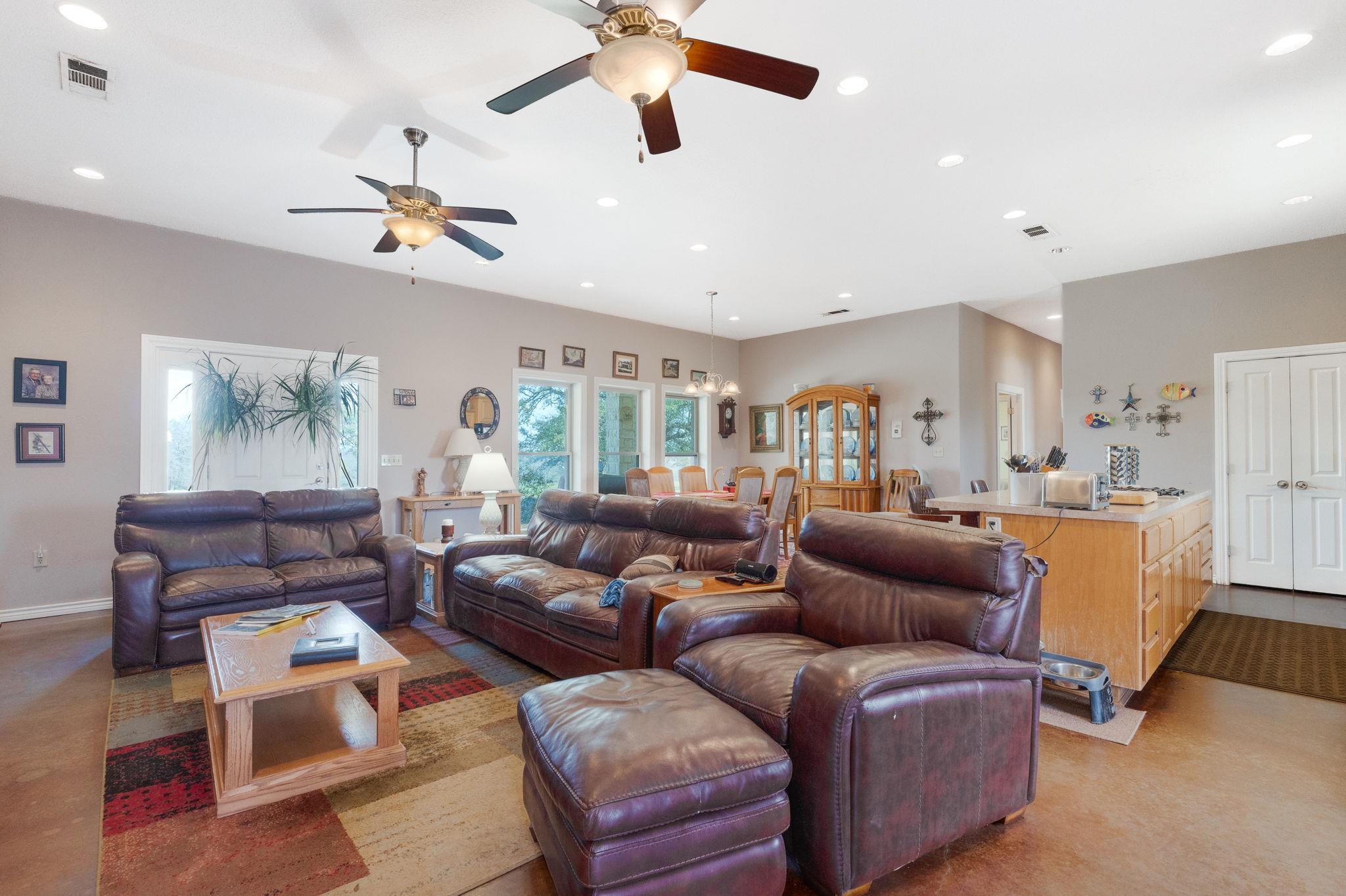 8089 E FM 580 E, Kempner, TX 76539