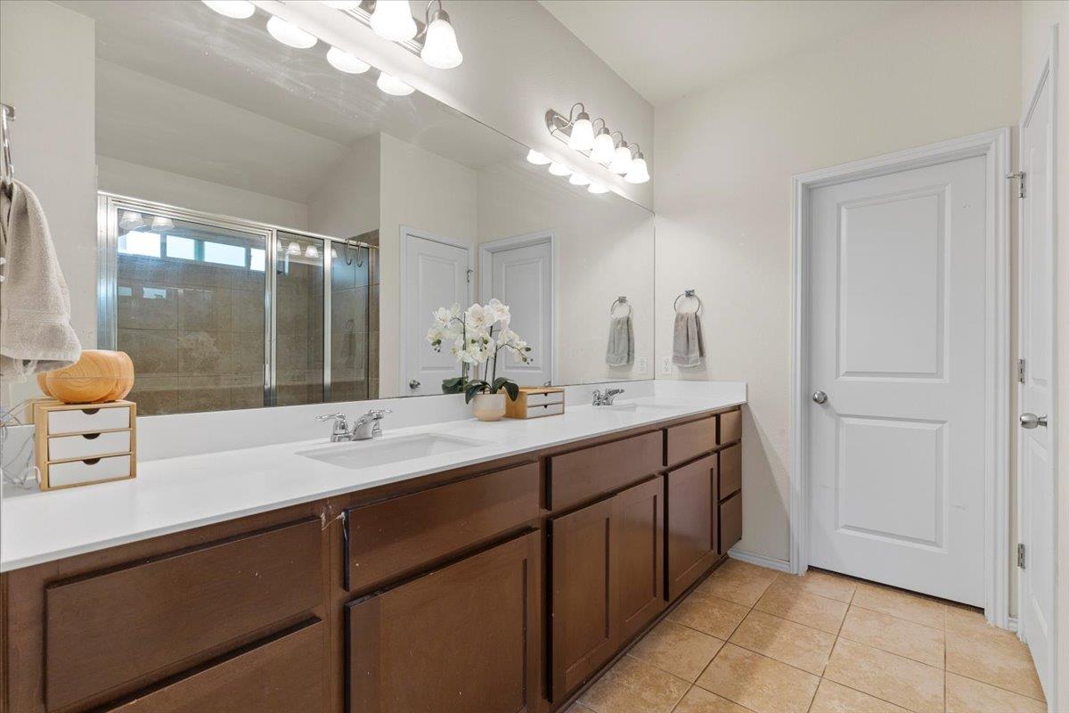 137 Fire Wheel Pass, Liberty Hill, TX 78642