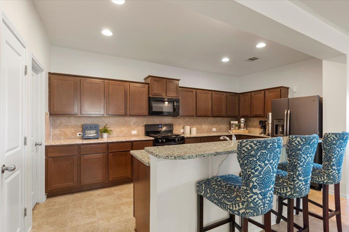 137 Fire Wheel Pass, Liberty Hill, TX 78642