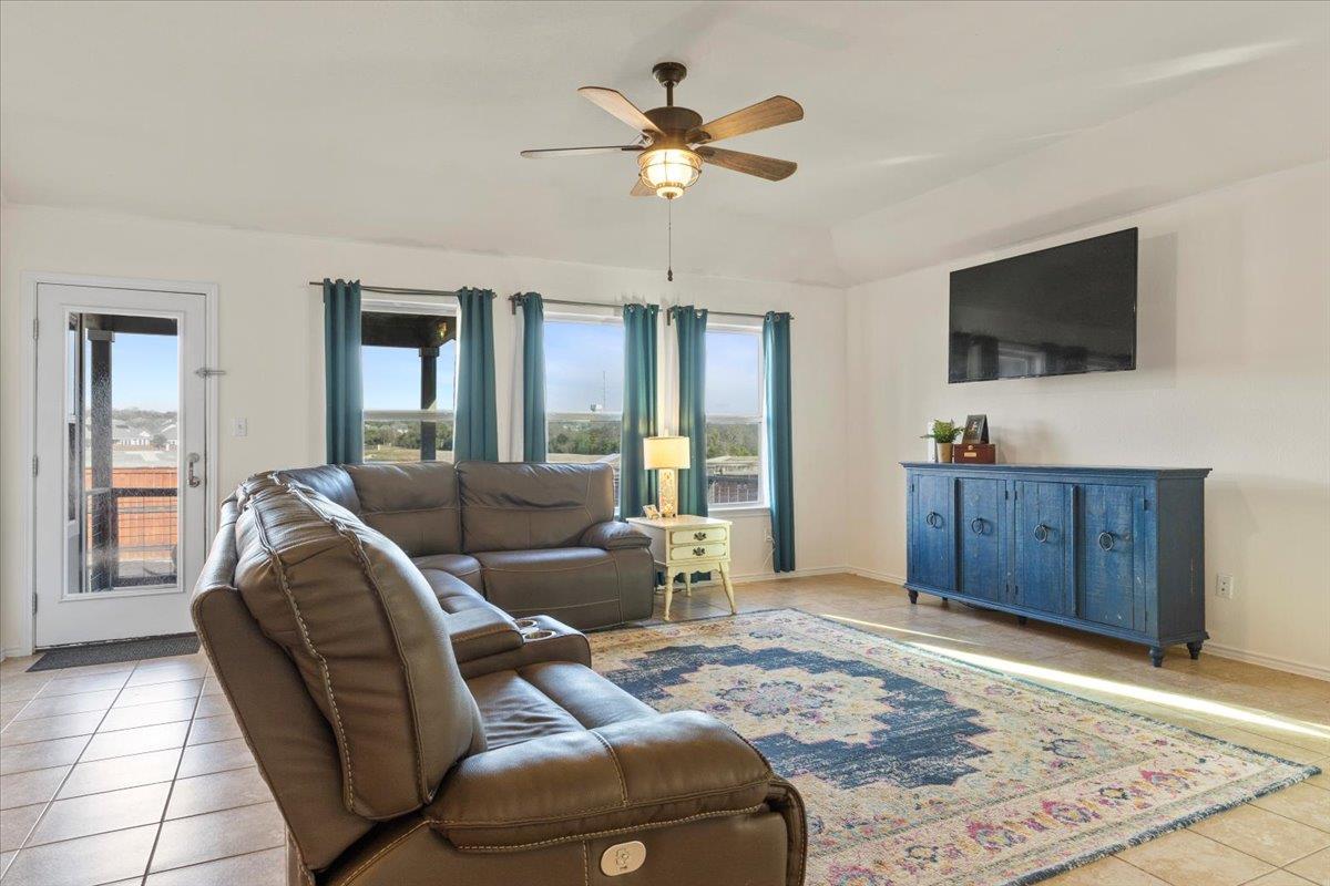 137 Fire Wheel Pass, Liberty Hill, TX 78642