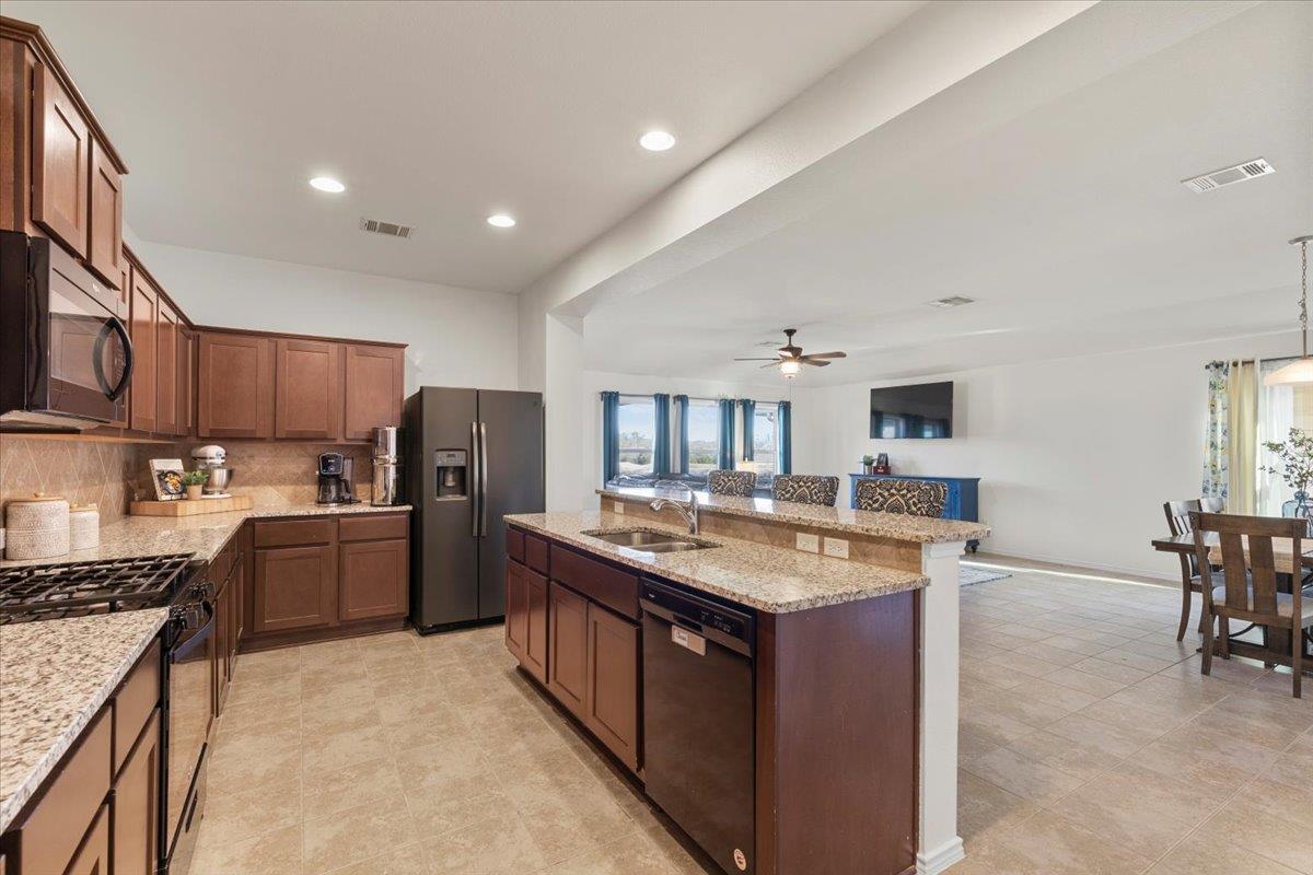 137 Fire Wheel Pass, Liberty Hill, TX 78642