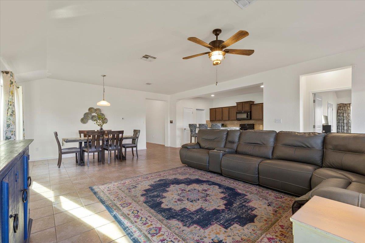 137 Fire Wheel Pass, Liberty Hill, TX 78642