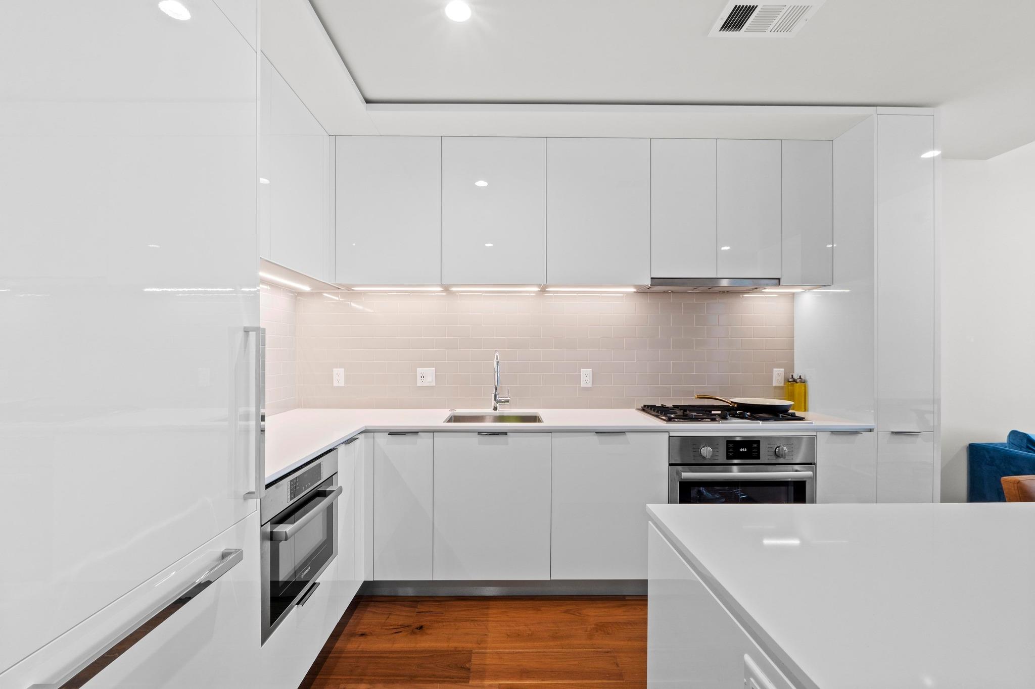 44 East Ave # 1602, Austin, TX 78701