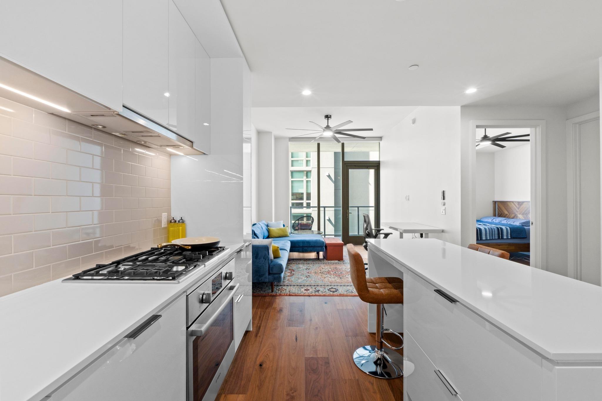 44 East Ave # 1602, Austin, TX 78701