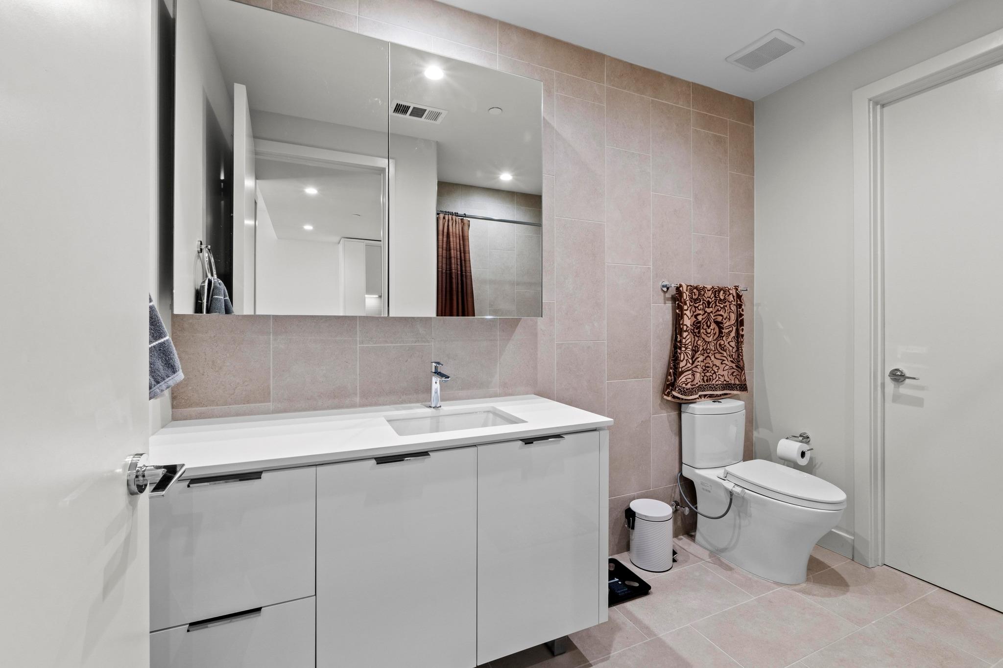 44 East Ave # 1602, Austin, TX 78701