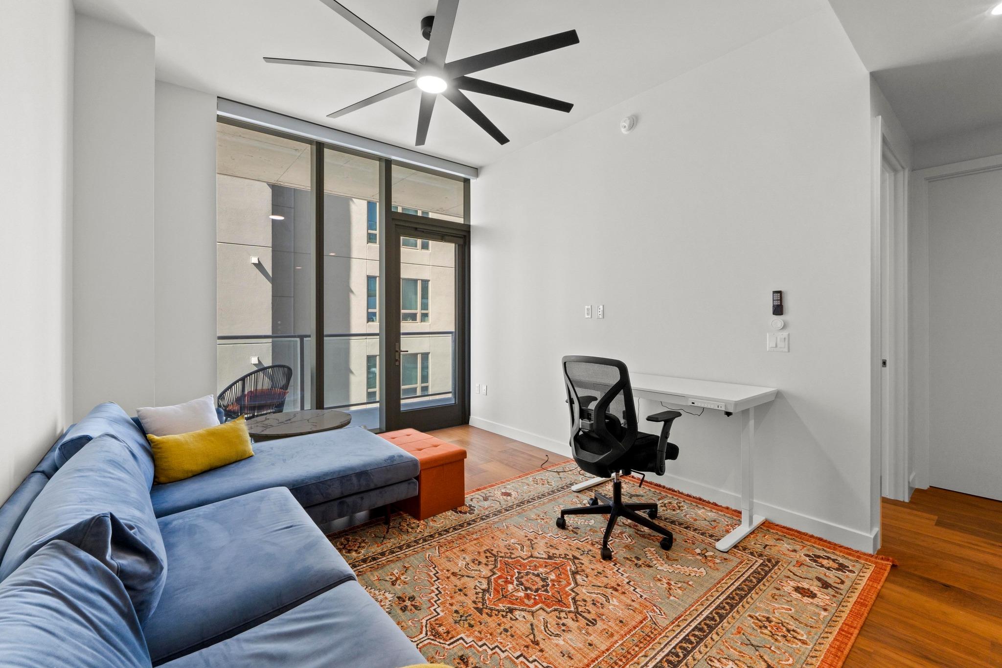 44 East Ave # 1602, Austin, TX 78701