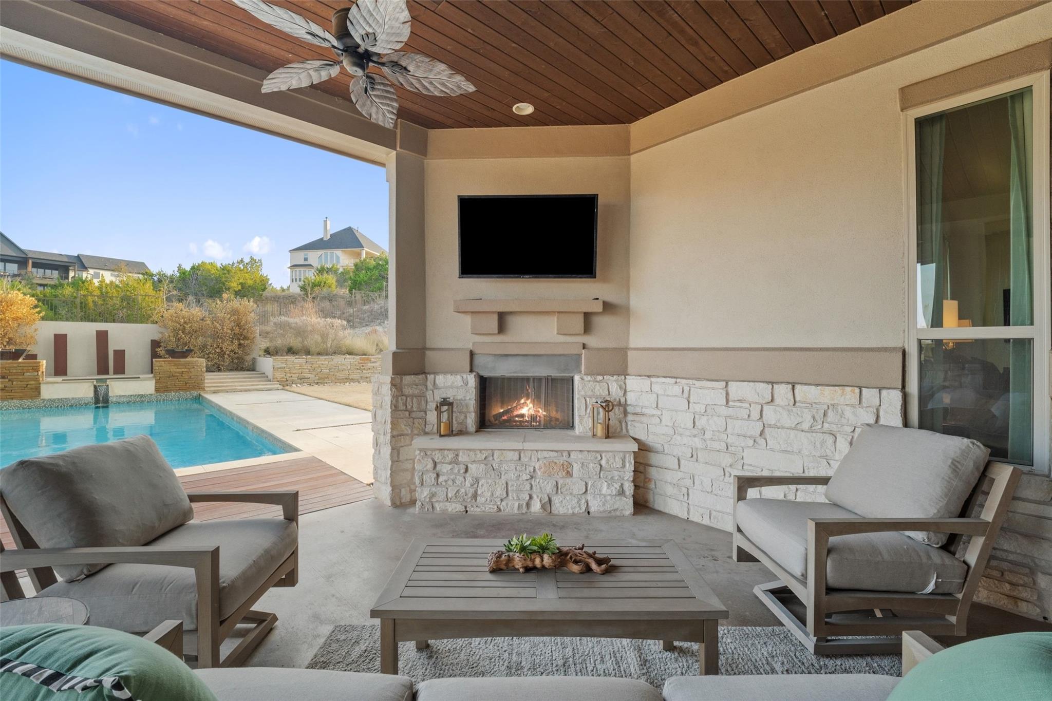 18101 Vistancia Dr, Dripping Springs, TX 78620