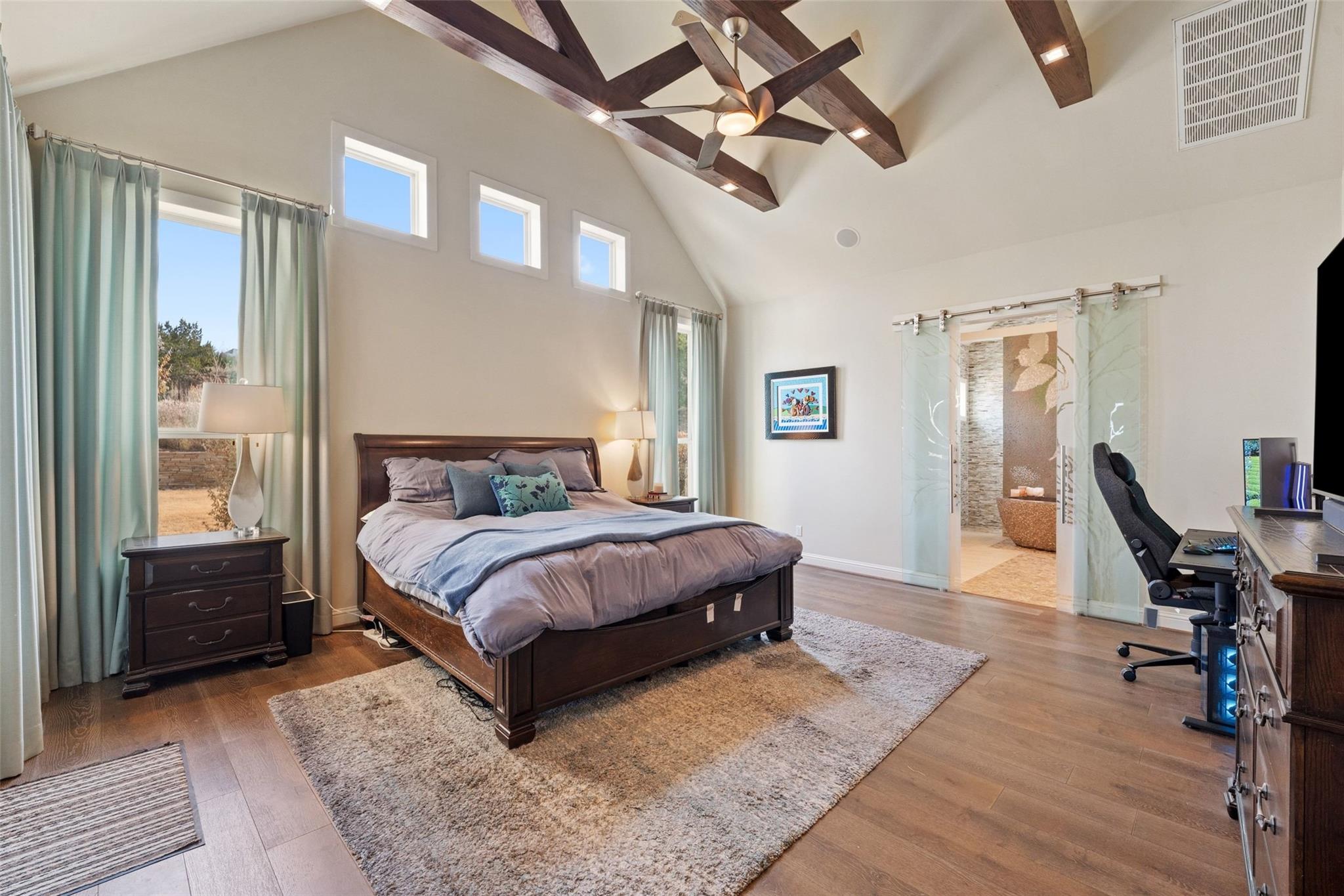 18101 Vistancia Dr, Dripping Springs, TX 78620