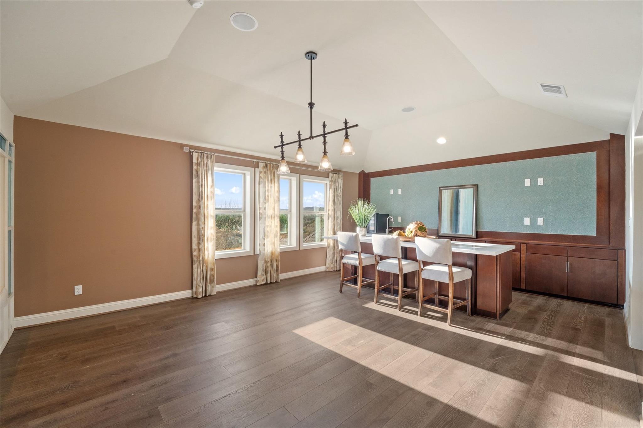 18101 Vistancia Dr, Dripping Springs, TX 78620