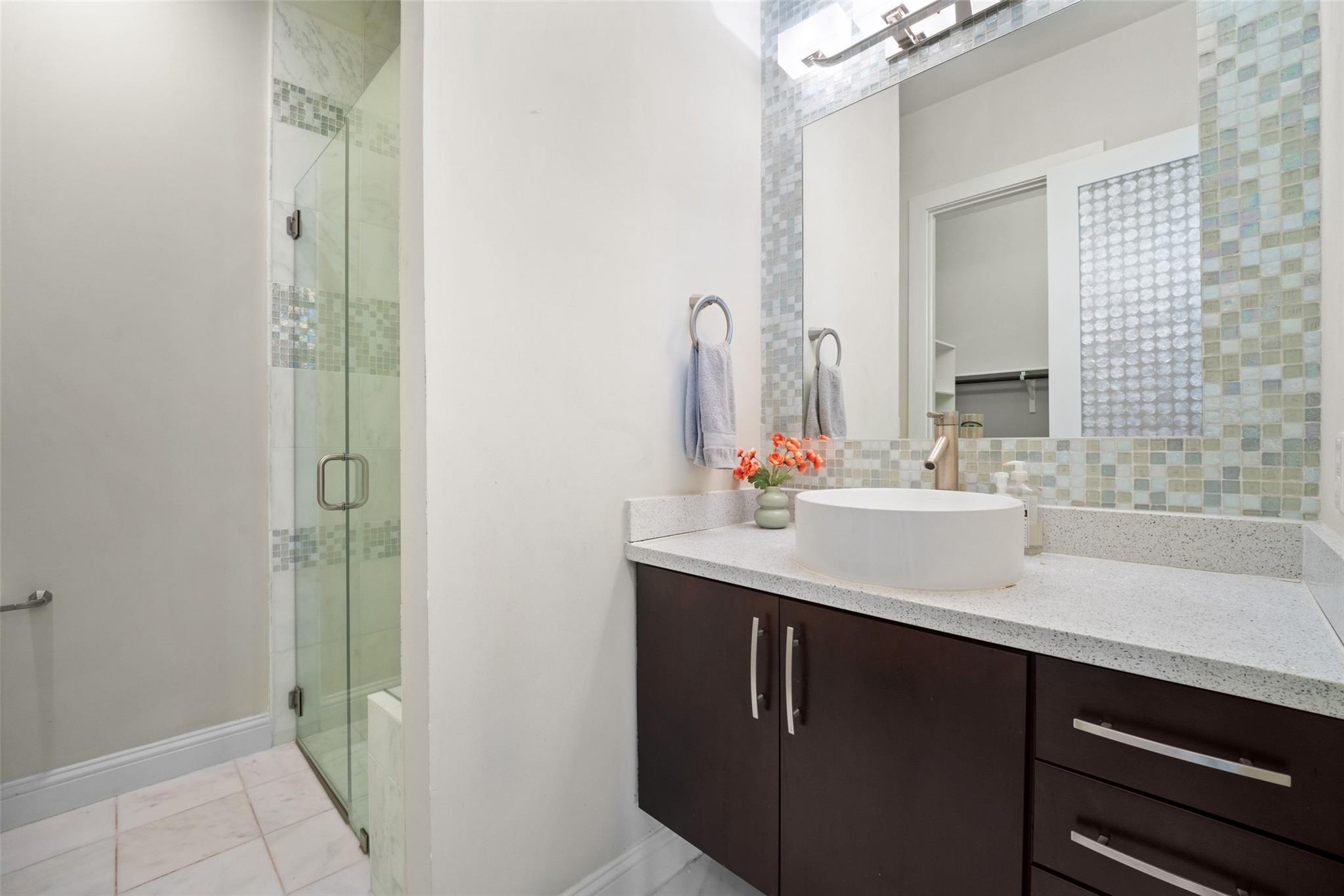 18101 Vistancia Dr, Dripping Springs, TX 78620