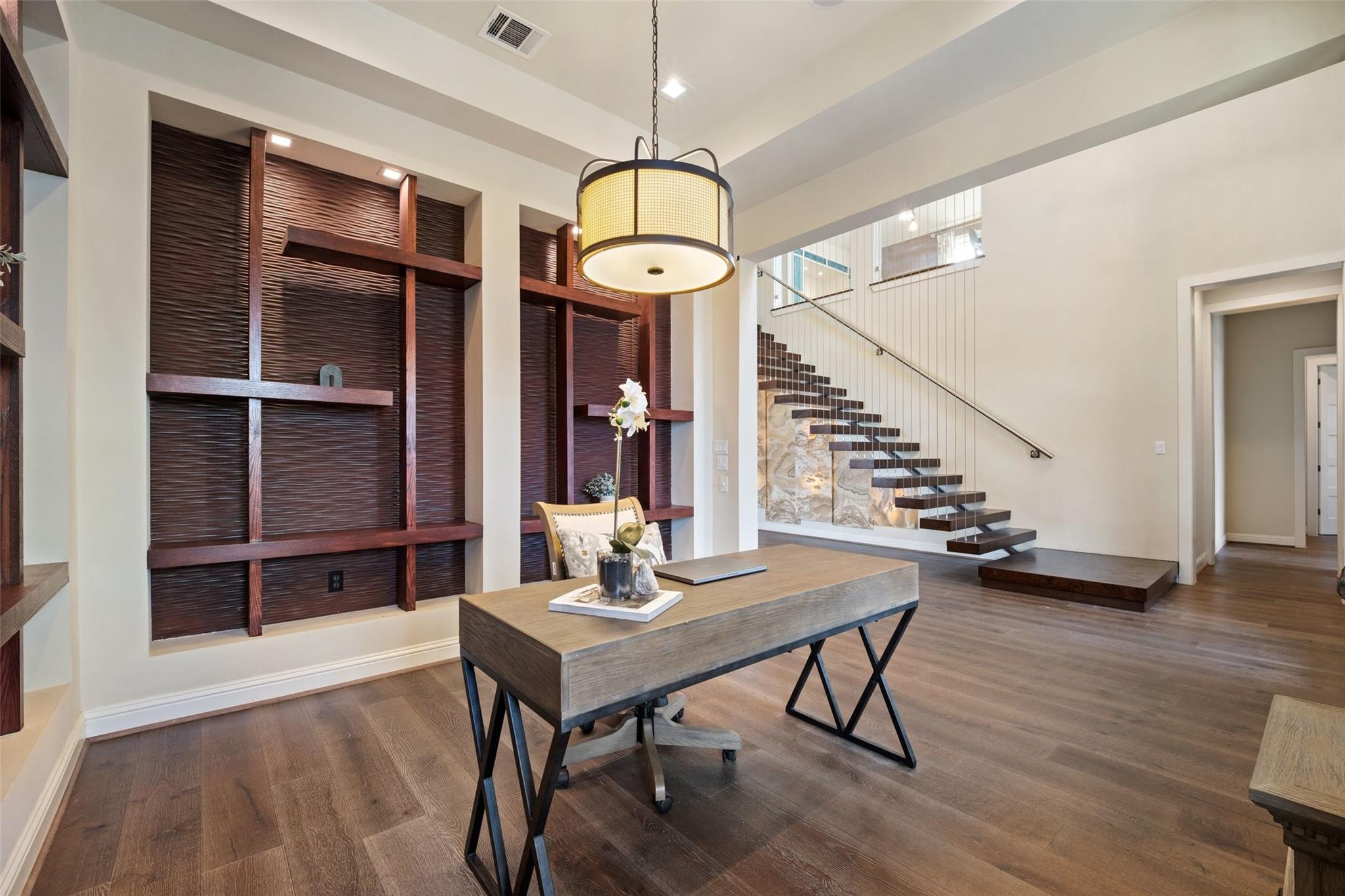 18101 Vistancia Dr, Dripping Springs, TX 78620