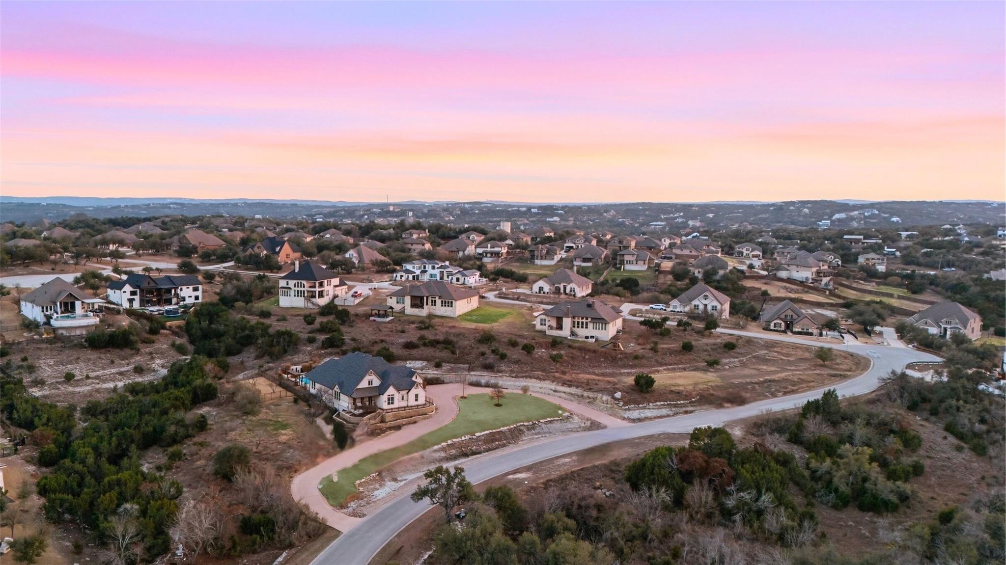 18101 Vistancia Dr, Dripping Springs, TX 78620