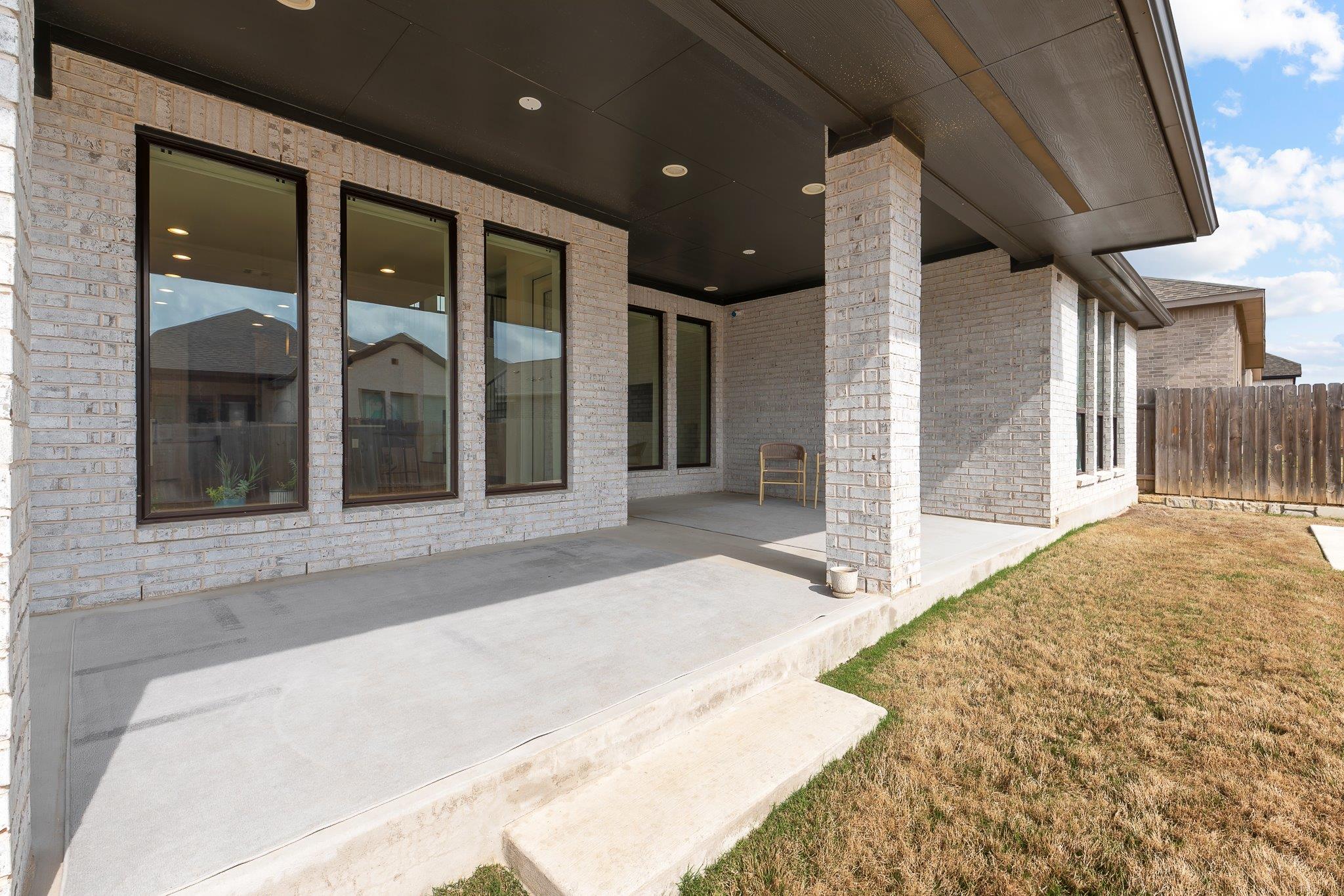 305 Reef Band Drive Dr, Kyle, TX 78640