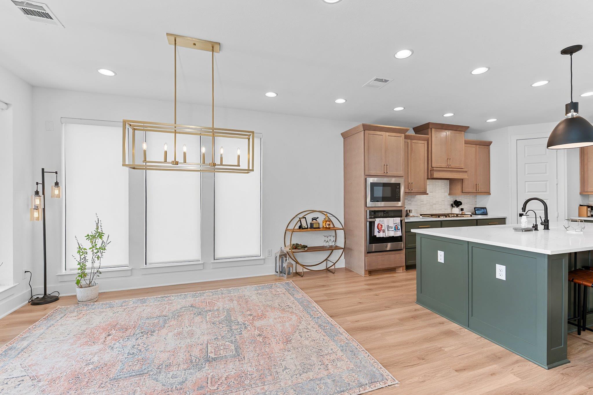 305 Reef Band Drive Dr, Kyle, TX 78640