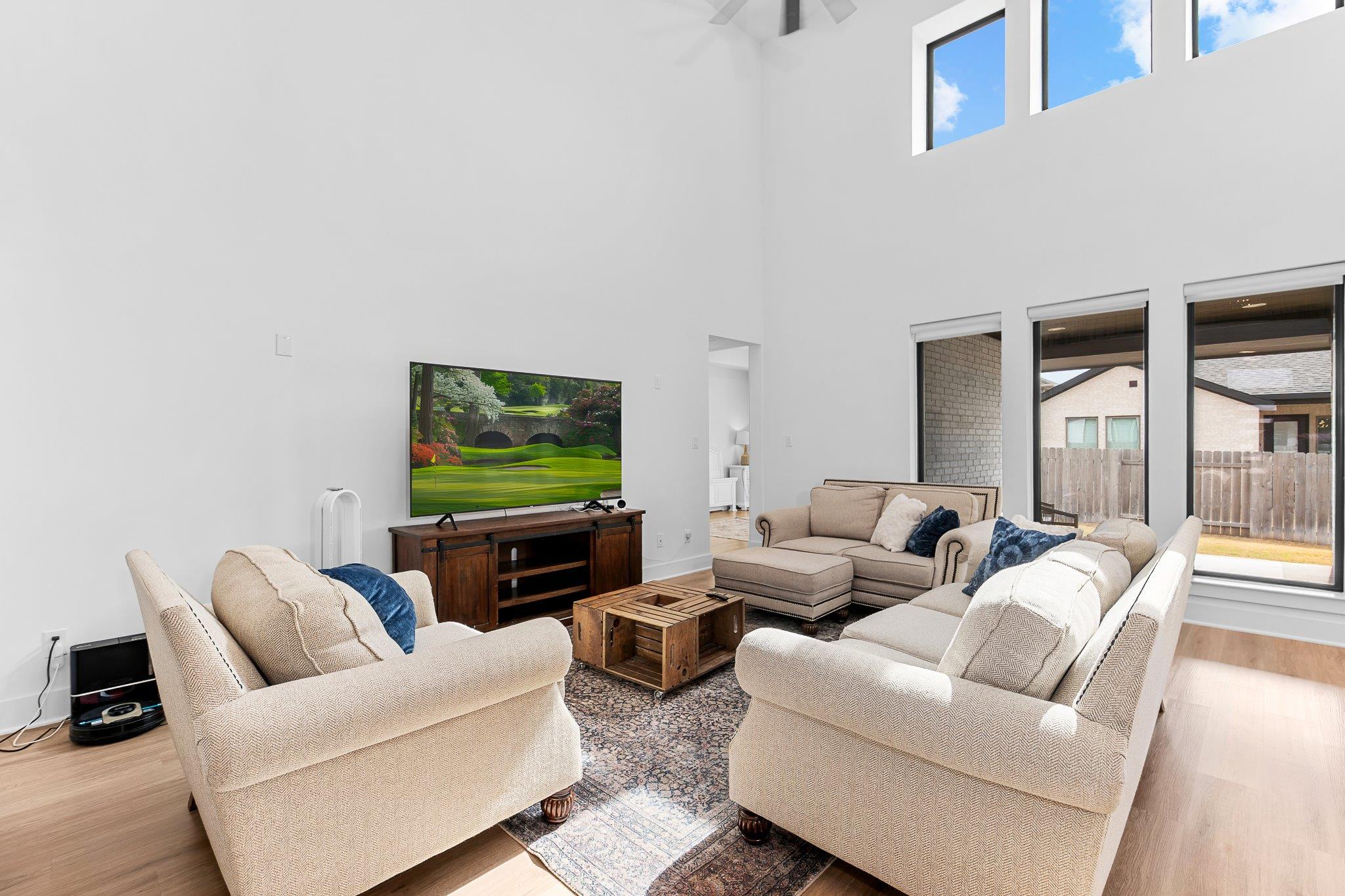 305 Reef Band Drive Dr, Kyle, TX 78640