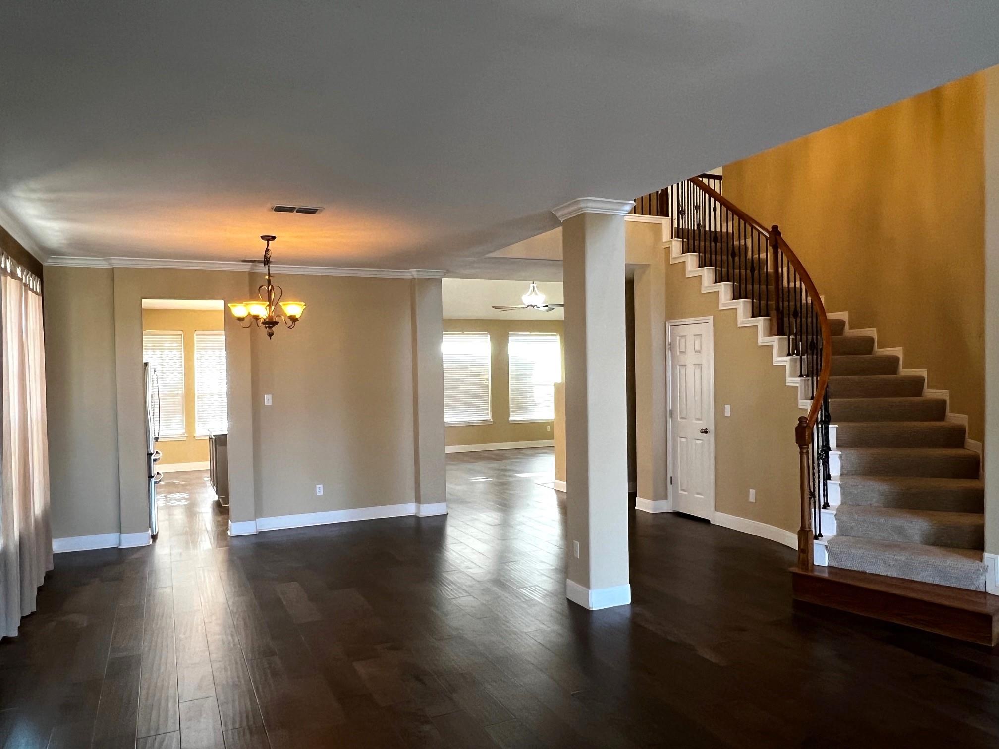 929 N Horton St, La Grange, TX 78945