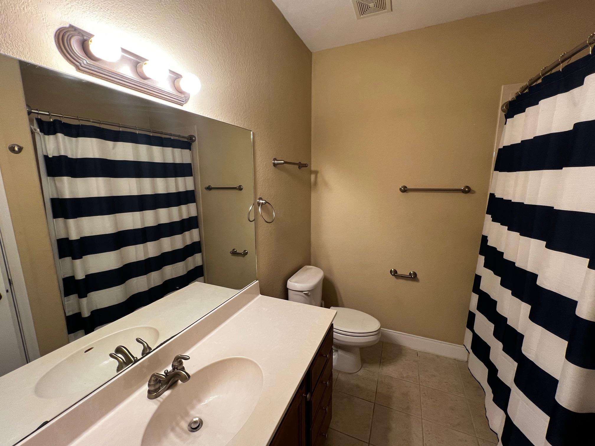 929 N Horton St, La Grange, TX 78945