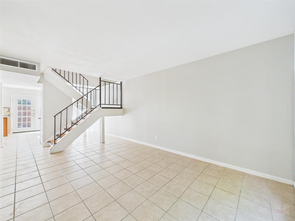 9520 Quail Village Ln, Austin, TX 78758