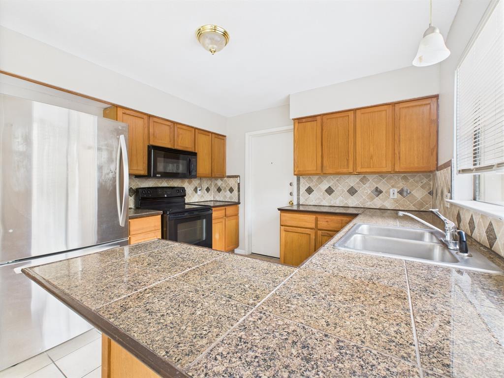 9520 Quail Village Ln, Austin, TX 78758